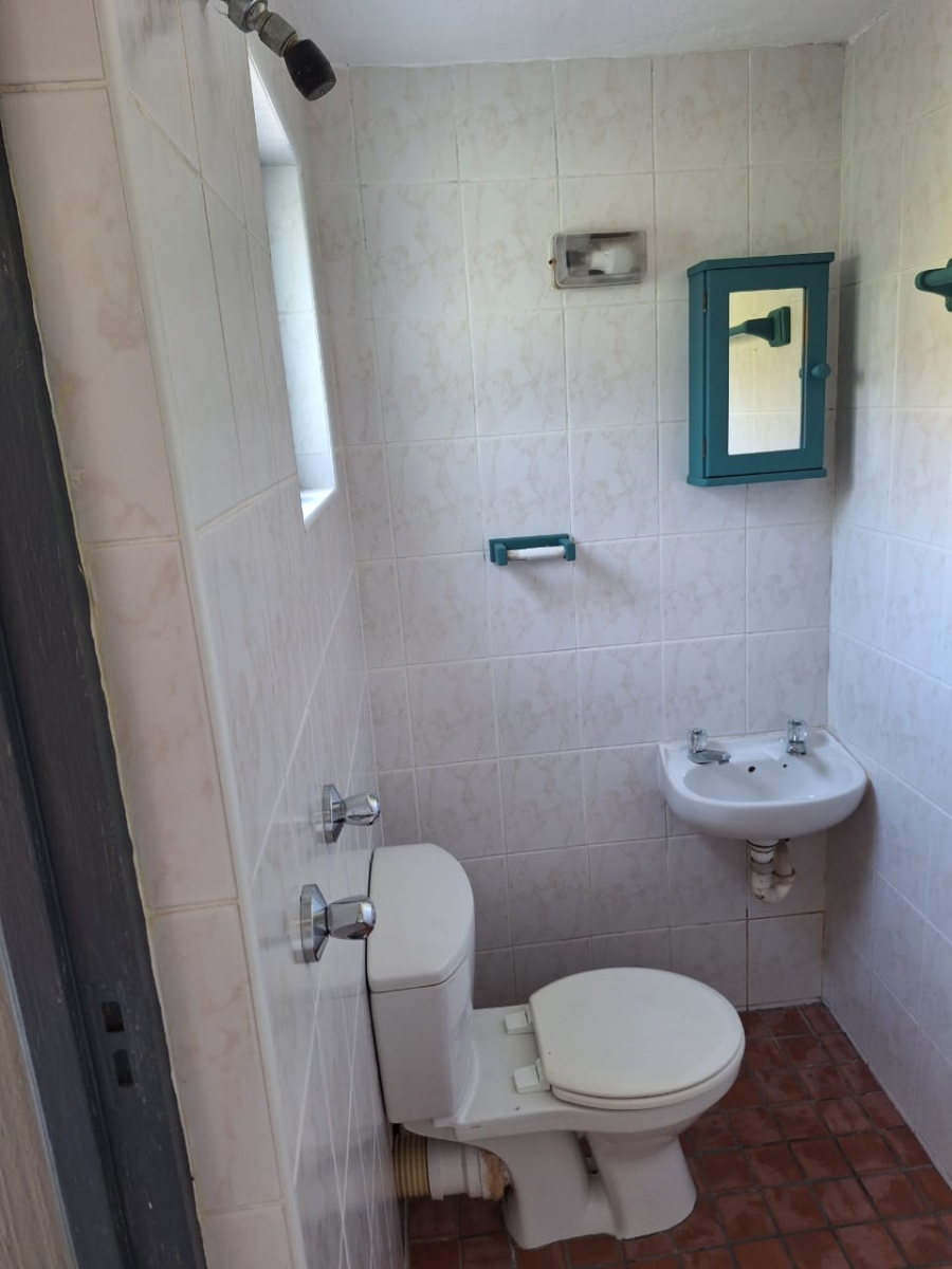 To Let 3 Bedroom Property for Rent in Beachview Eastern Cape